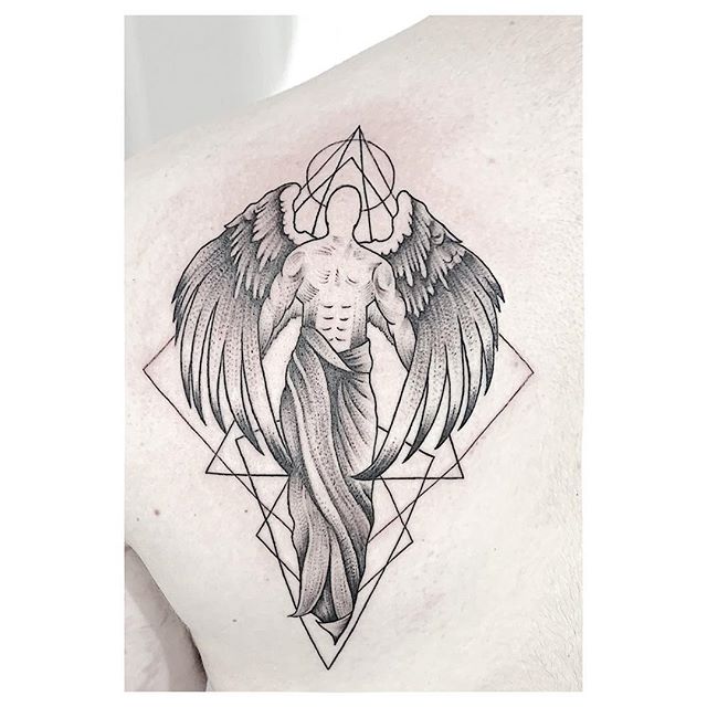 Angel geometric. #realism #realismtattoo #geometrictattoo #geometric  #tattoodesign #tattooideas #tattoos #tattooinspiration | Instagram