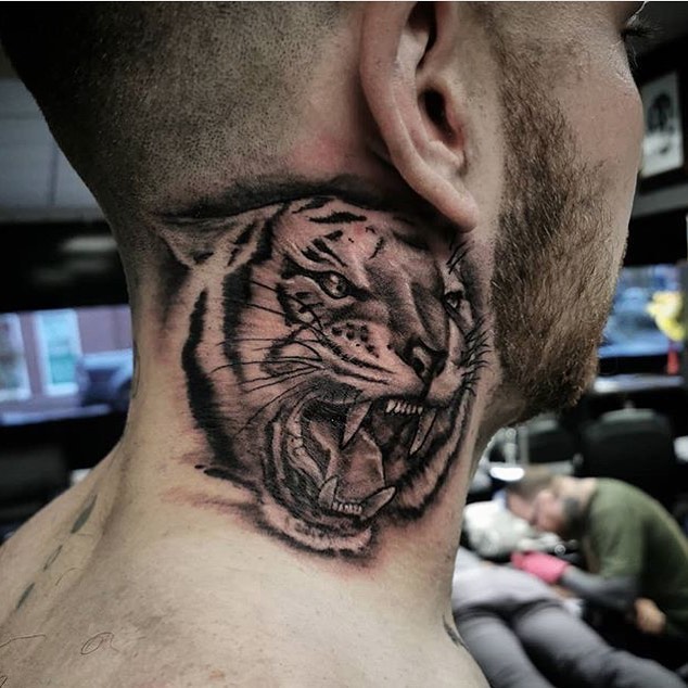 Tiger roaring. #tattoo #tattoos #blackandgrey #greywash #wip #tiger  #fkirons #intenzepride #inkjecta #eztattooing #ink #inked #inkedup #... |  Instagram